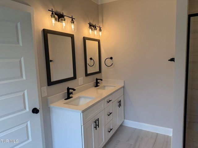 560 Catalina Court, Jonesborough, TN 37659