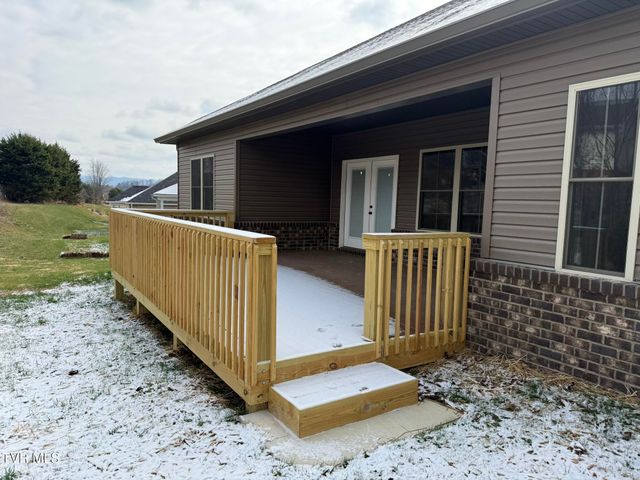 560 Catalina Court, Jonesborough, TN 37659