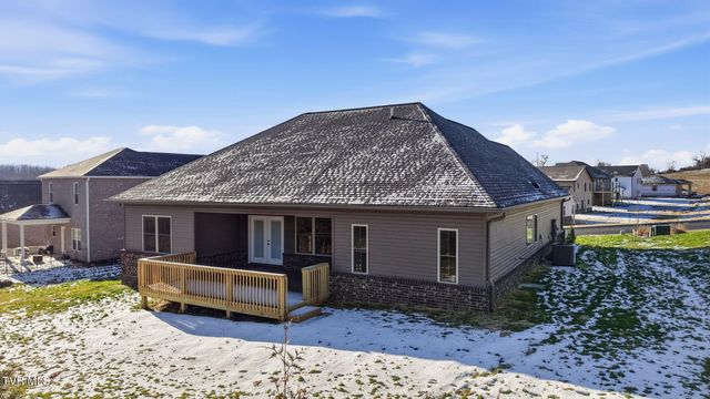 560 Catalina Court, Jonesborough, TN 37659