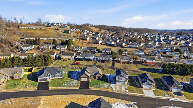 560 Catalina Court, Jonesborough, TN 37659