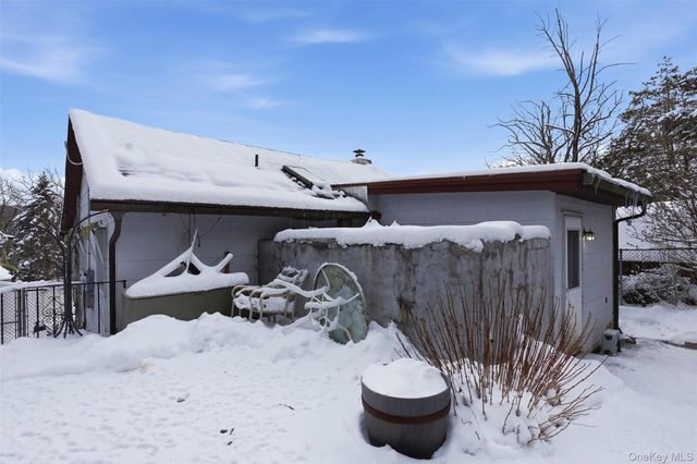 26 St Georges Avenue, Monroe, NY 10950