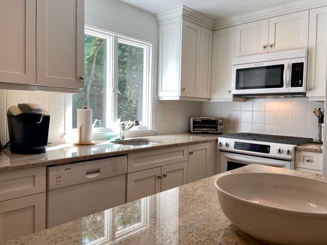 263 Oxford Drive, Cotuit, MA 02635