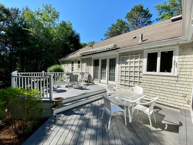 263 Oxford Drive, Cotuit, MA 02635