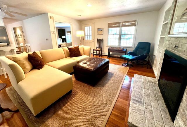 263 Oxford Drive, Cotuit, MA 02635