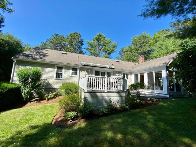 263 Oxford Drive, Cotuit, MA 02635