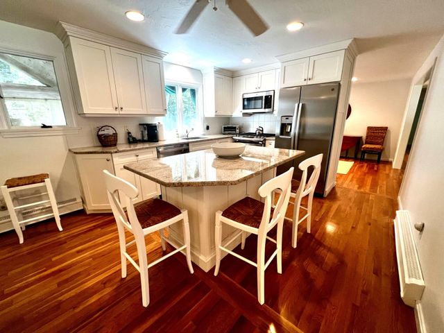 263 Oxford Drive, Cotuit, MA 02635