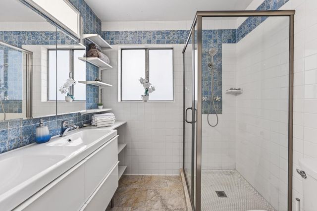 5342 Avenida Almendros, San Jose, CA 95123