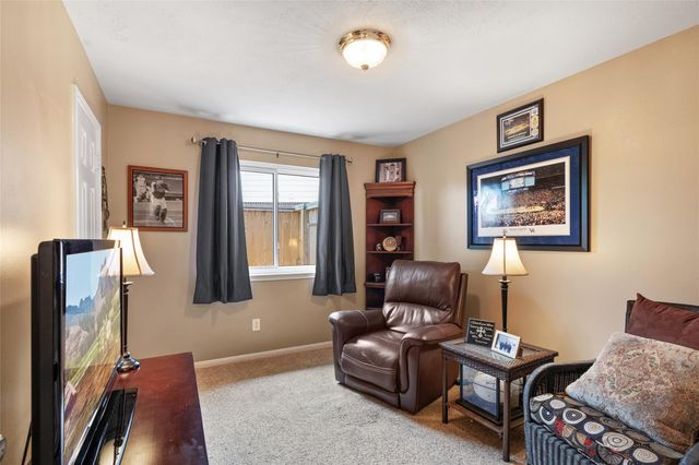 3001 Meadow Bay Drive, Dickinson, TX 77539