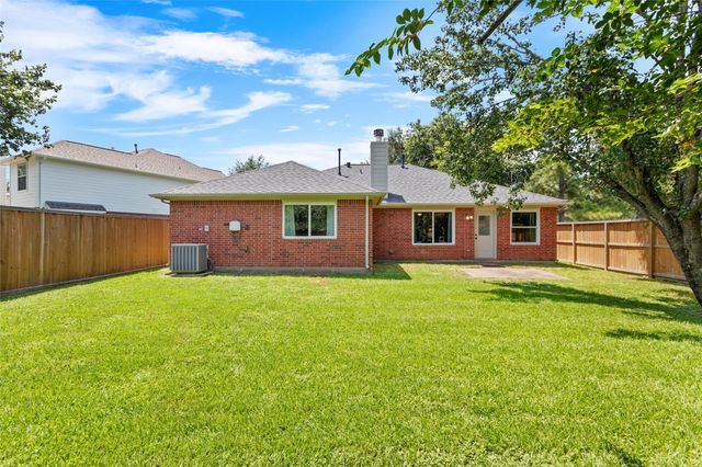 3001 Meadow Bay Drive, Dickinson, TX 77539