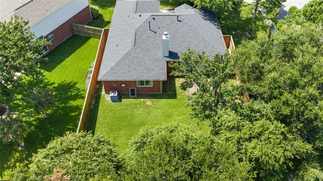 3001 Meadow Bay Drive, Dickinson, TX 77539