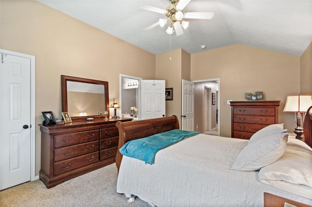 3001 Meadow Bay Drive, Dickinson, TX 77539
