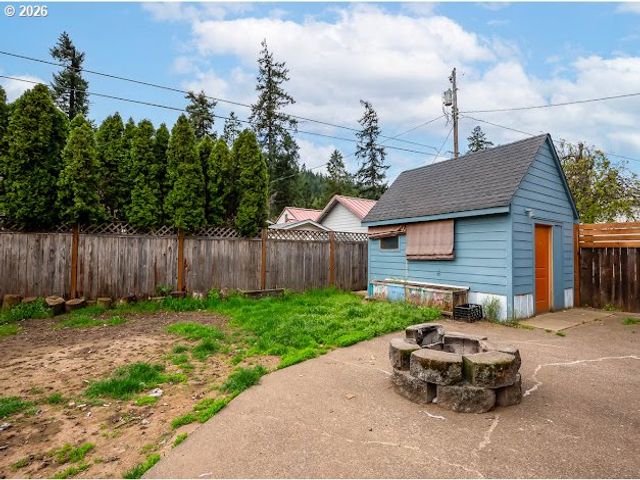 46822 SUNSET Ave, Westfir, OR 97492