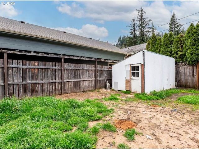 46822 SUNSET Ave, Westfir, OR 97492