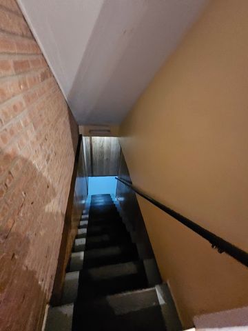 7666 S 88th Court, Justice, IL 60458