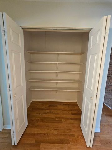 7666 S 88th Court, Justice, IL 60458