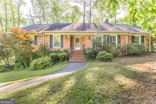 1933 Birchwood Way, Macon, GA 31211