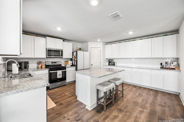 4794 Chalk Flats, San Antonio, TX 78253