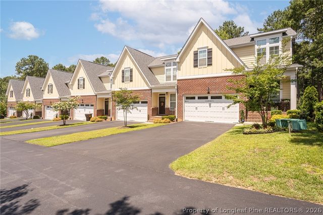 58 Hawk Ridge Drive, Spring Lake, NC 28390