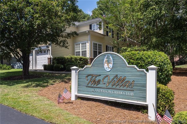 58 Hawk Ridge Drive, Spring Lake, NC 28390