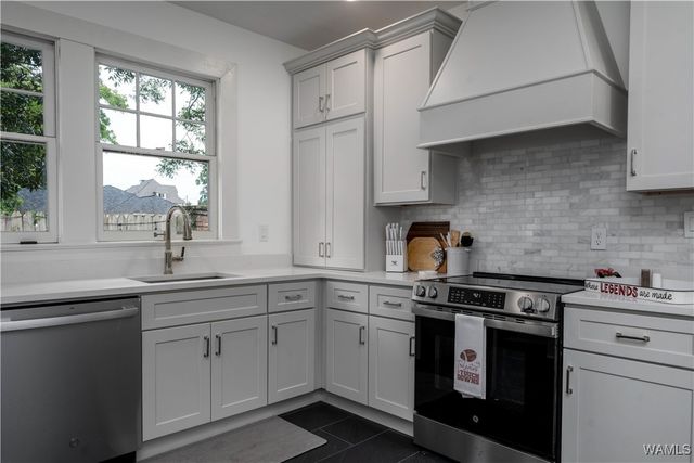 2010 Paul W Bryant, Tuscaloosa, AL 35401