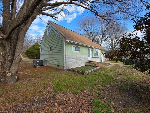 941 Long Ridge RD, Chesapeake, VA 23322