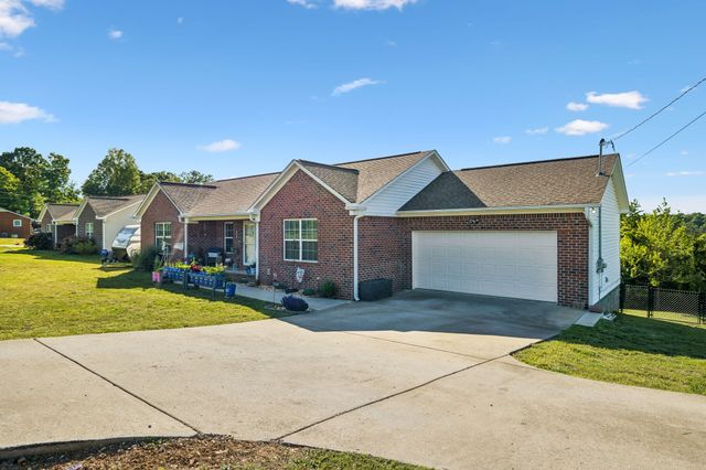 329 Murrell Rd, Dickson, TN 37055