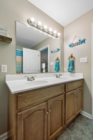 329 Murrell Rd, Dickson, TN 37055