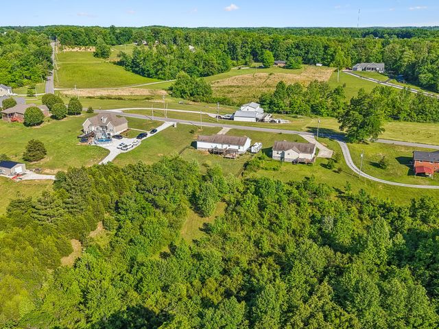 329 Murrell Rd, Dickson, TN 37055