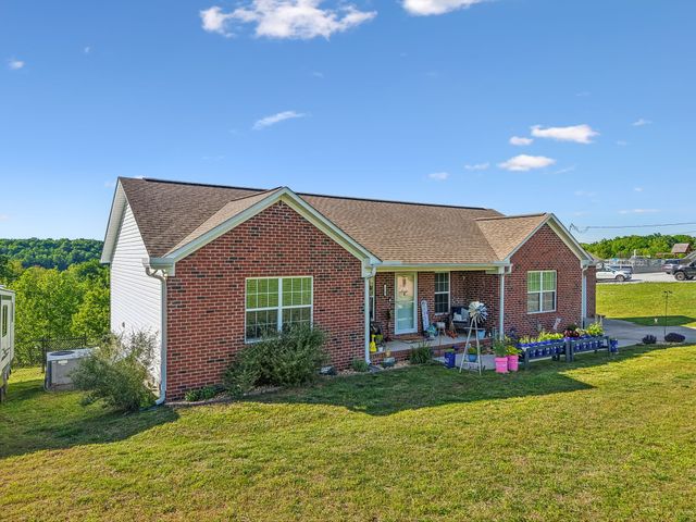329 Murrell Rd, Dickson, TN 37055