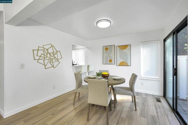 418 Dohrmann Ln, Pinole, CA 94564