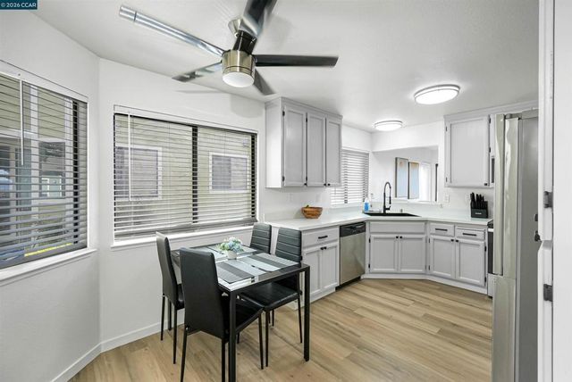 418 Dohrmann Ln, Pinole, CA 94564