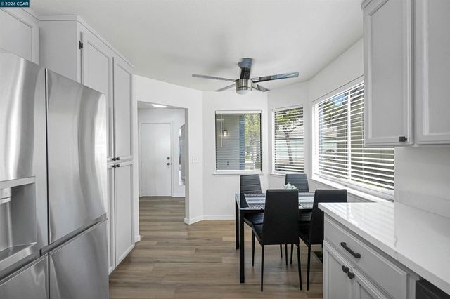 418 Dohrmann Ln, Pinole, CA 94564