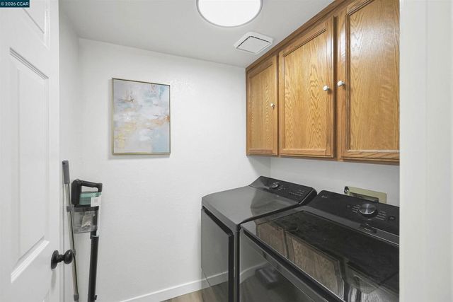 418 Dohrmann Ln, Pinole, CA 94564