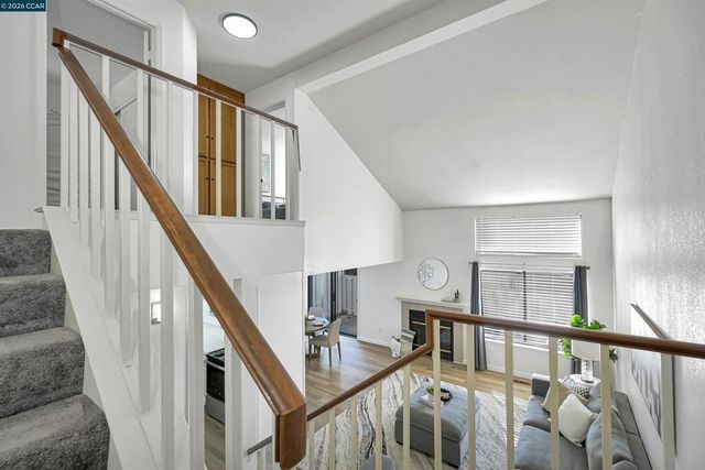 418 Dohrmann Ln, Pinole, CA 94564