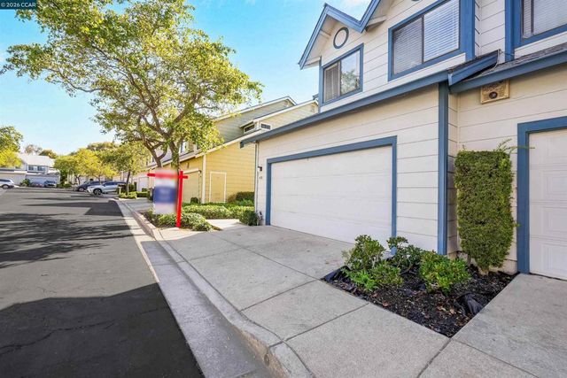 418 Dohrmann Ln, Pinole, CA 94564