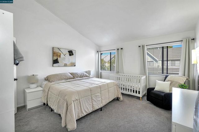 418 Dohrmann Ln, Pinole, CA 94564