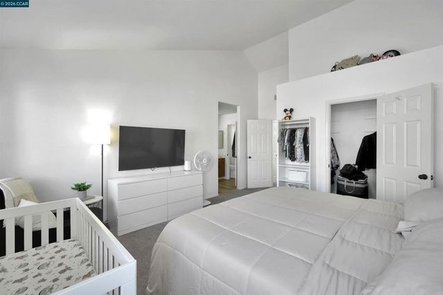 418 Dohrmann Ln, Pinole, CA 94564