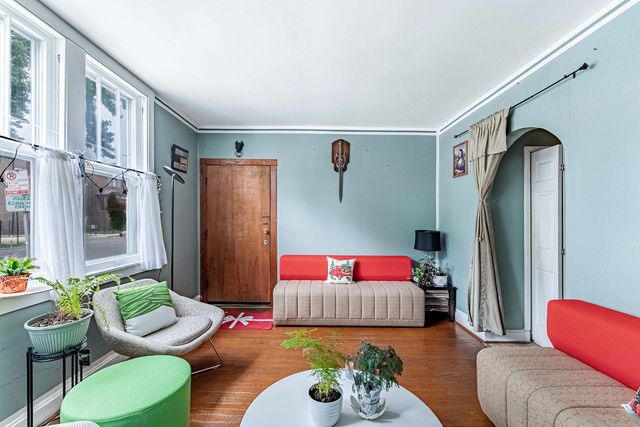 2703 S HILLOCK Avenue, Chicago, IL 60608