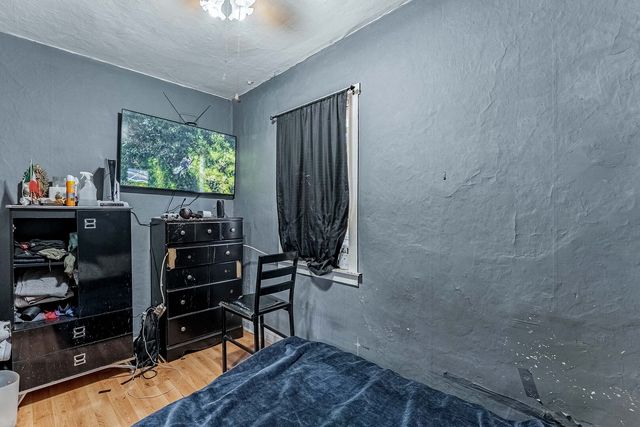 2703 S HILLOCK Avenue, Chicago, IL 60608