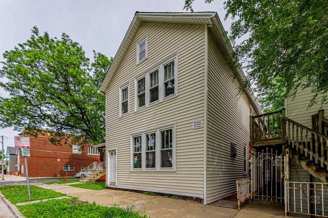 2703 S HILLOCK Avenue, Chicago, IL 60608
