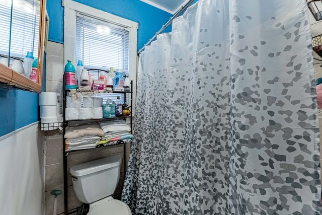 2703 S HILLOCK Avenue, Chicago, IL 60608