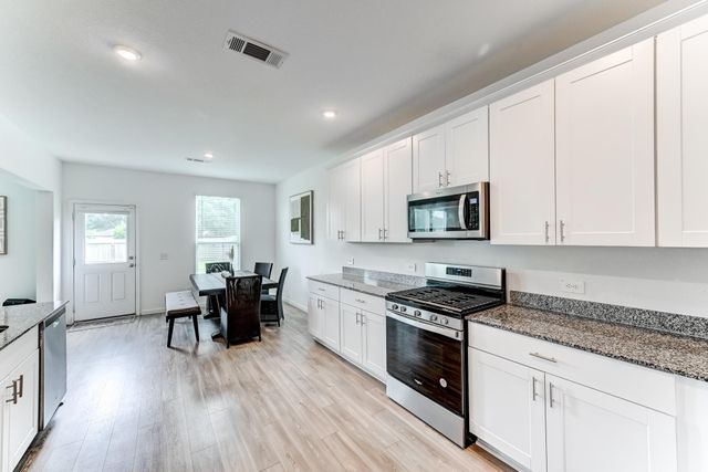 5530 Broad Spruce Street, Spring, TX 77373