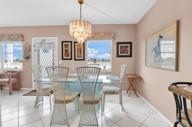 4053 Wolverton C, Boca Raton, FL 33434