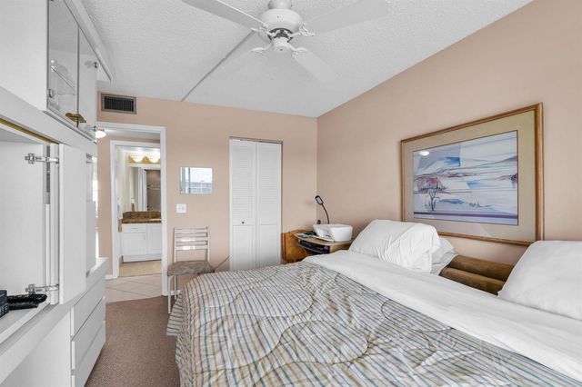 4053 Wolverton C, Boca Raton, FL 33434