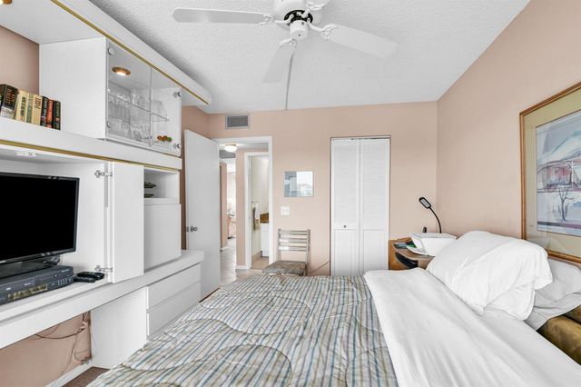 4053 Wolverton C, Boca Raton, FL 33434
