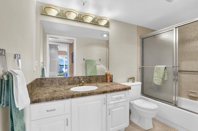 4053 Wolverton C, Boca Raton, FL 33434