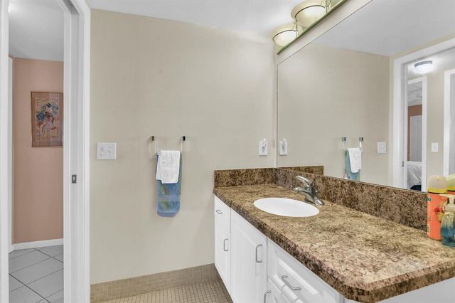 4053 Wolverton C, Boca Raton, FL 33434
