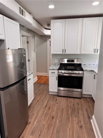 422 Pawtucket Avenue 2, Pawtucket, RI 02860
