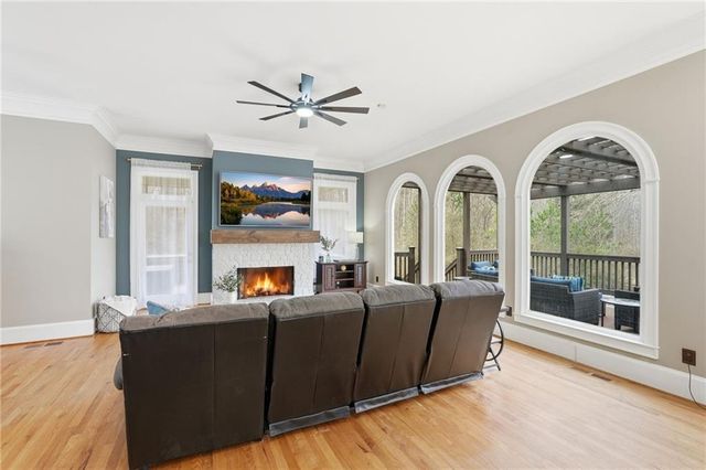 87 Carsons Creek Drive, Dawsonville, GA 30534