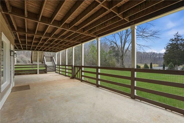 87 Carsons Creek Drive, Dawsonville, GA 30534